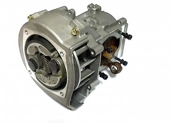 Картер с коленвалом для бензотриммера BORT BBT-1400A 